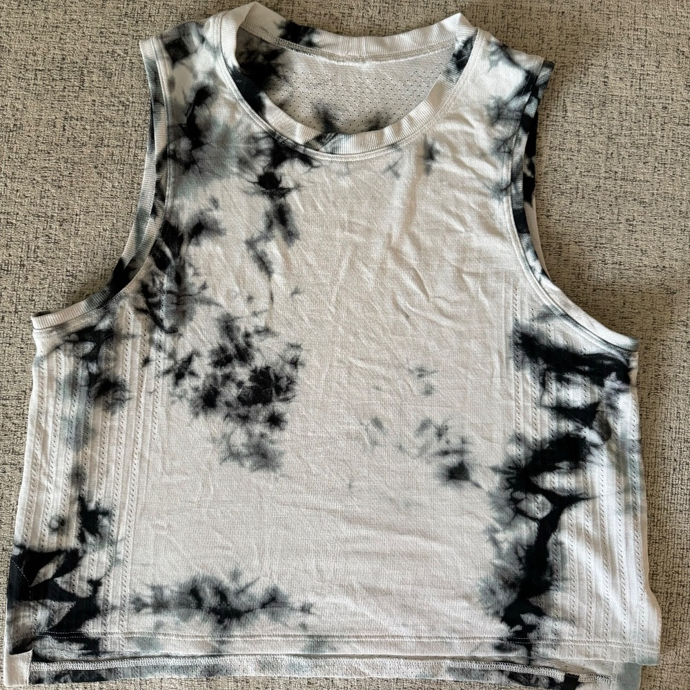 Lululemon Train to Be Tank Shibori